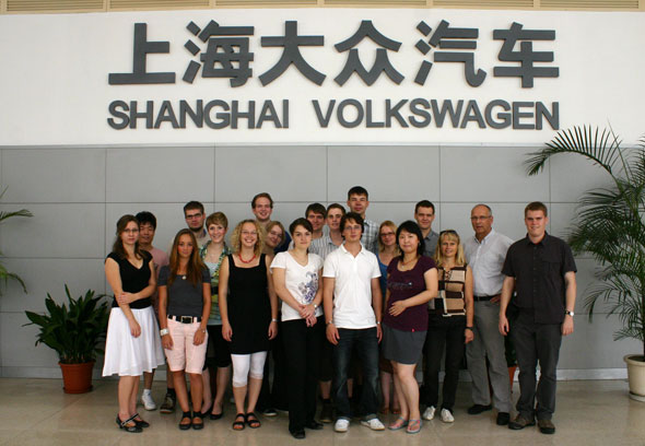 Gruppenbild bei Volkswagen Shanghai